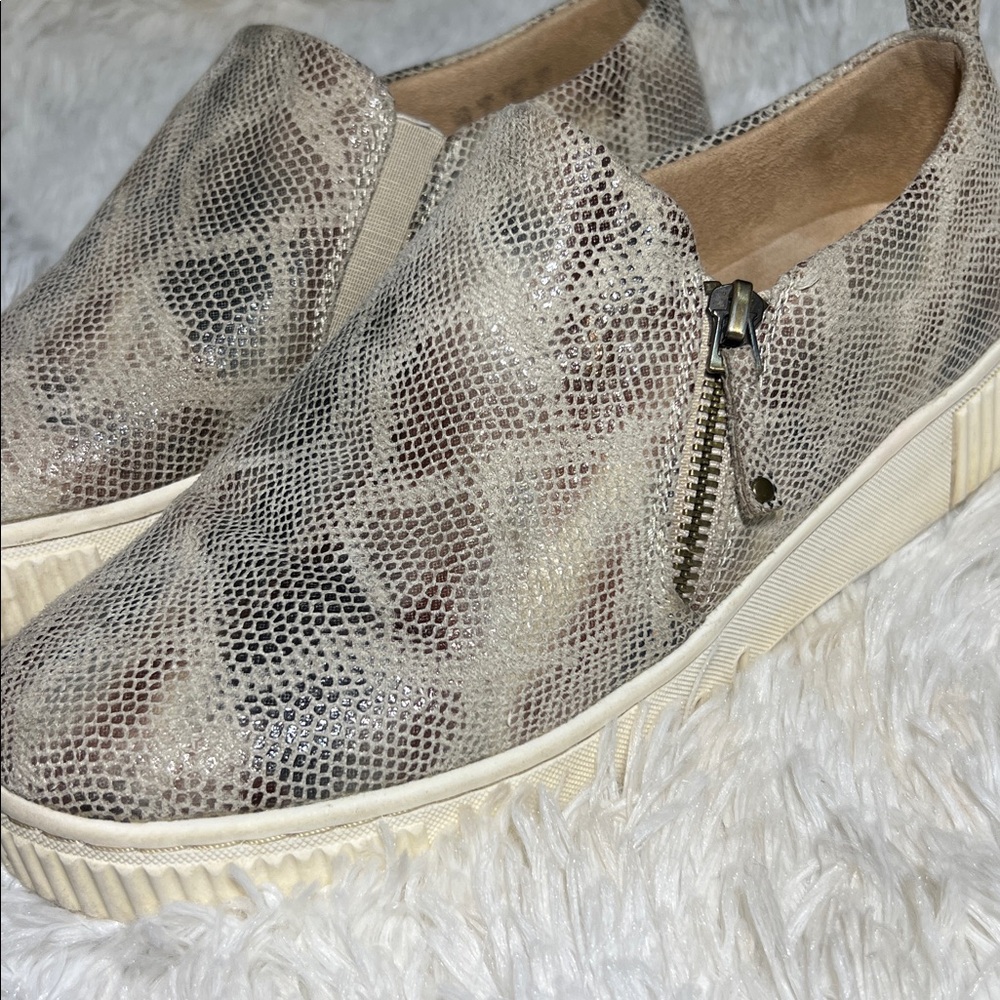 Soul naturalizer turner slip on sneaker